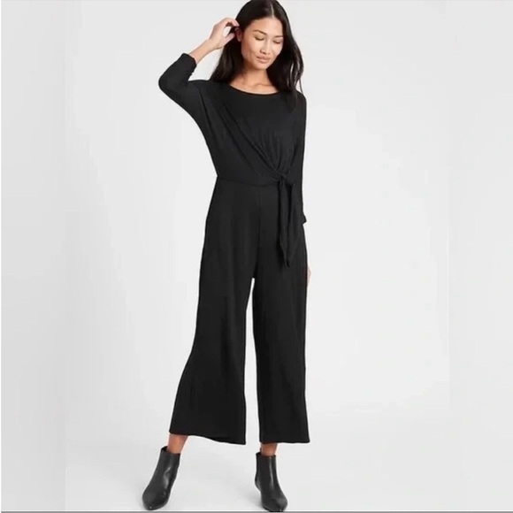 Banana Republic Cozy Ribbed Dolman-Sleeve Jumpsuit in Black - Picture 1 of 7